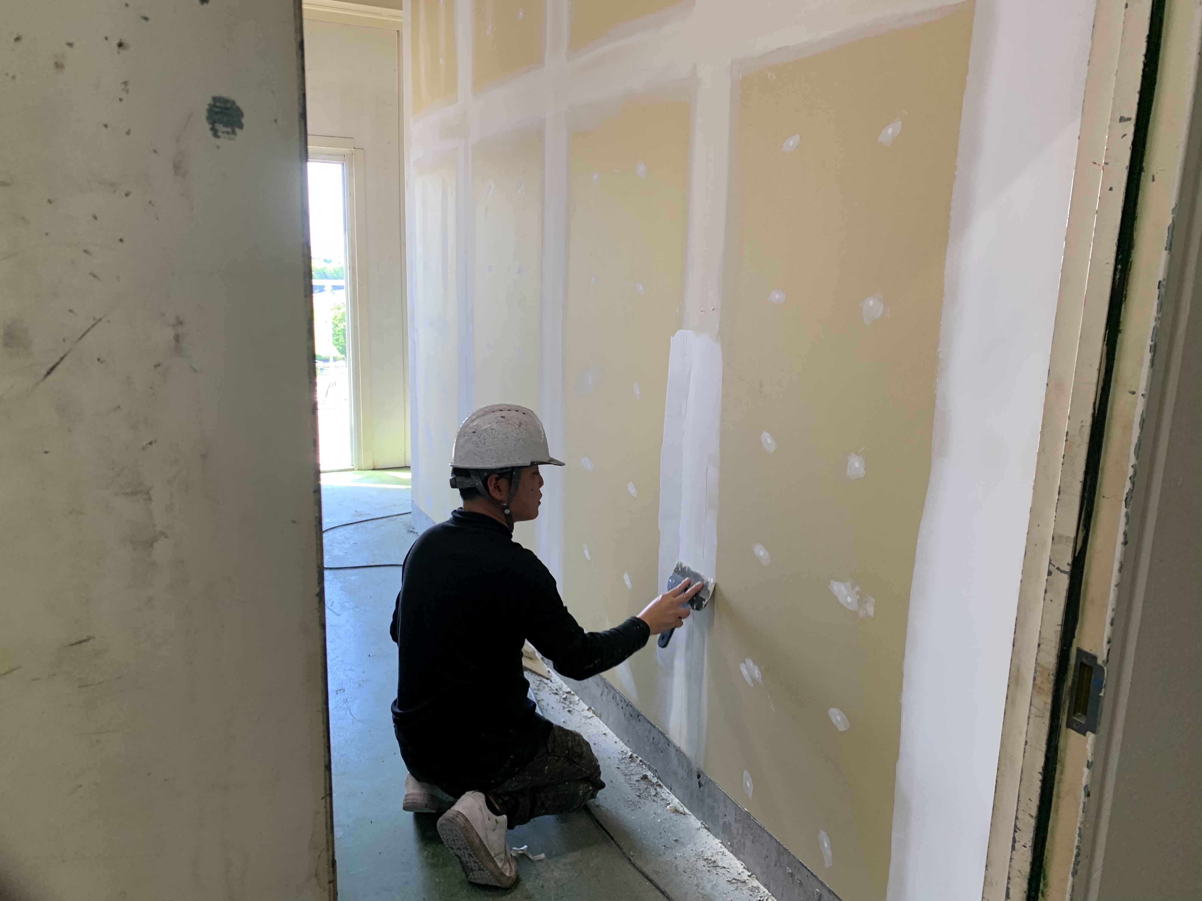 施工事例:内部 パテ処理